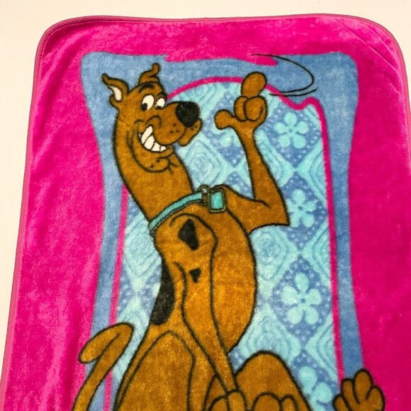 Vintage Scooby Doo Fleece Blanket 58 x 41 Inch Throw Blanket Y2K - Picture 2 of 15